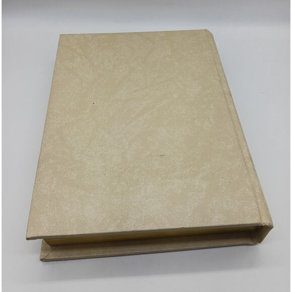 Heirloom Family Holy Bible King James Version Red Letter Edition Vtg Dictionary - Picture 15 of 16